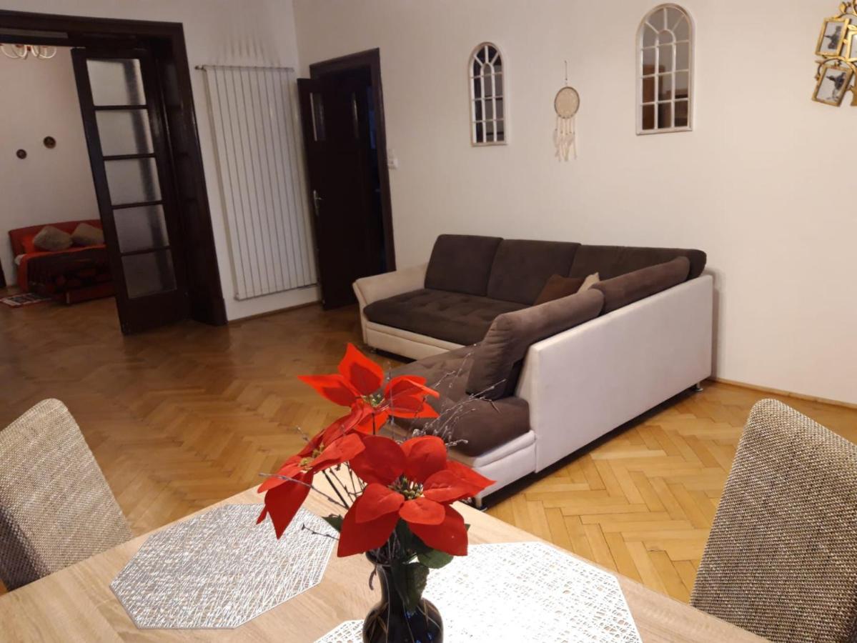 Apartament Piata Sfatului Brasov Exterior photo